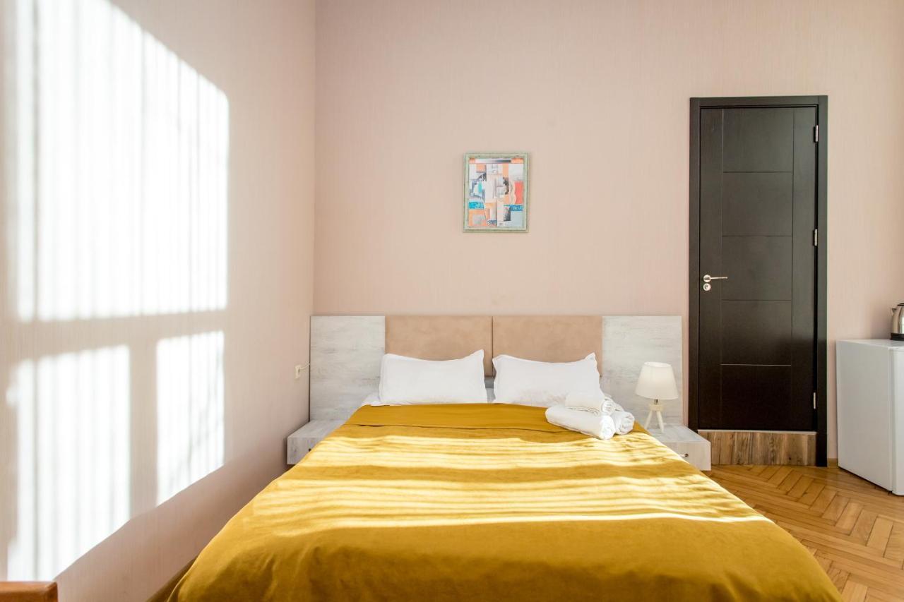 Hb Apartments Mari Brose Tbilisi Exterior photo