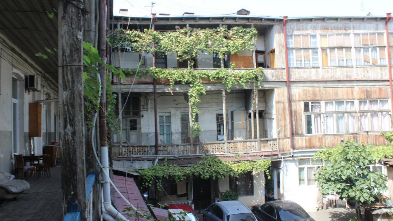 Hb Apartments Mari Brose Tbilisi Exterior photo